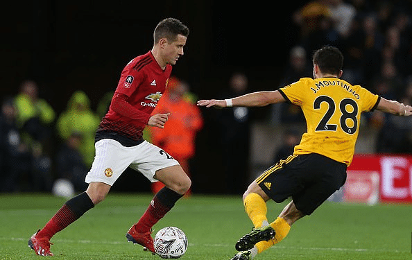 意甲-劳塔罗失良机孔塞桑制胜球 尤文1-0国际米兰.